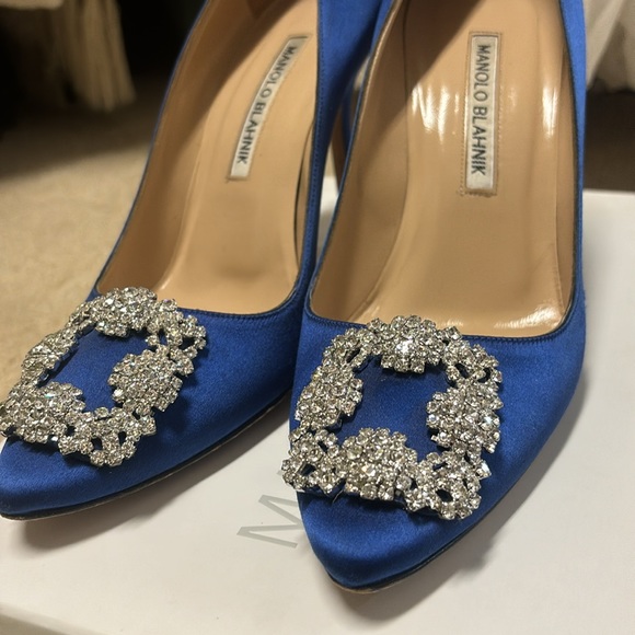 EUC 105MM Hangisi blue size 37.5 Manolo Blahnik - Picture 6 of 7